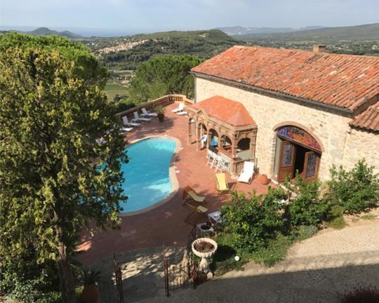 Le Chateau Des Costes Le Castellet  Buitenkant foto