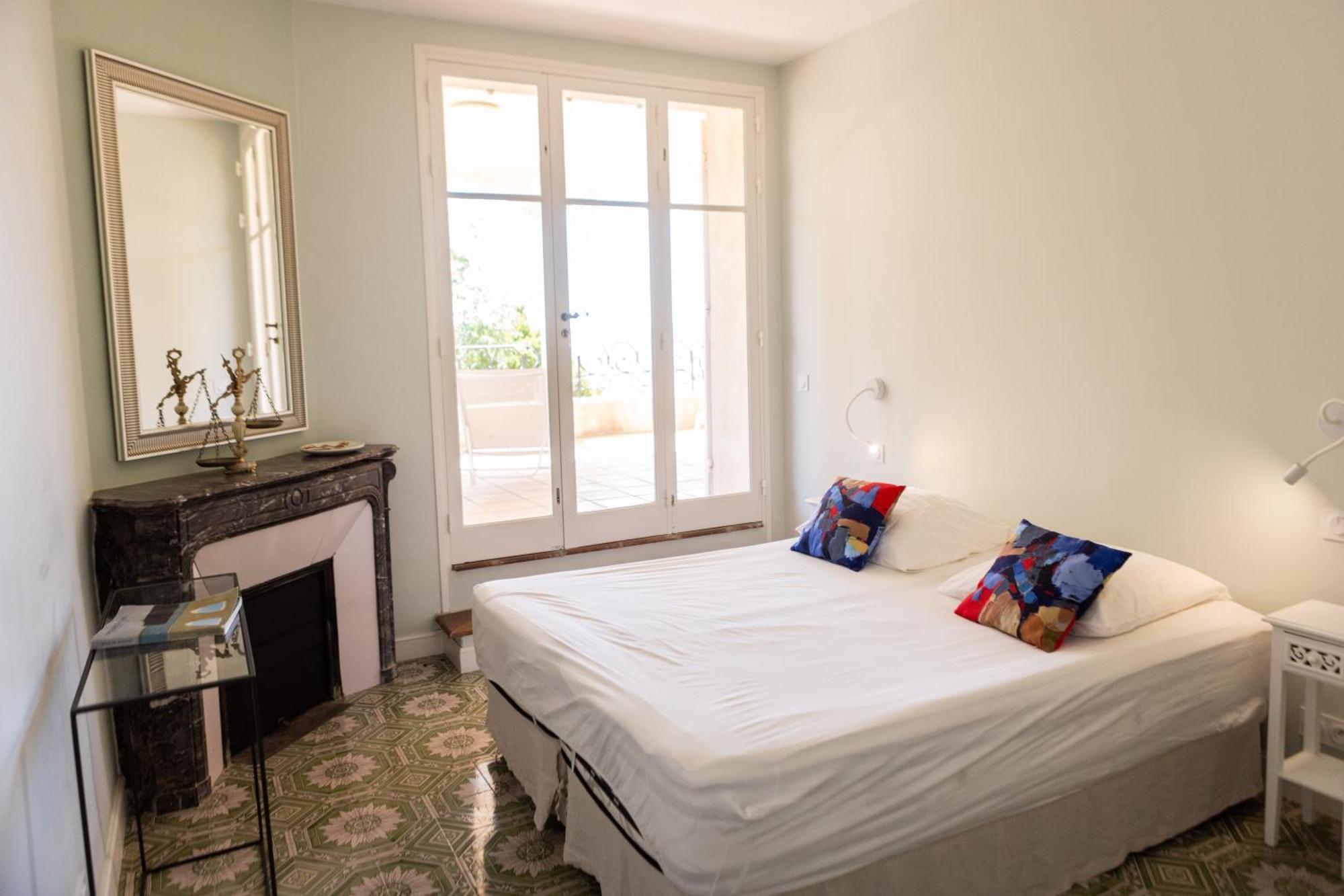 Le Chateau Des Costes Le Castellet  Buitenkant foto